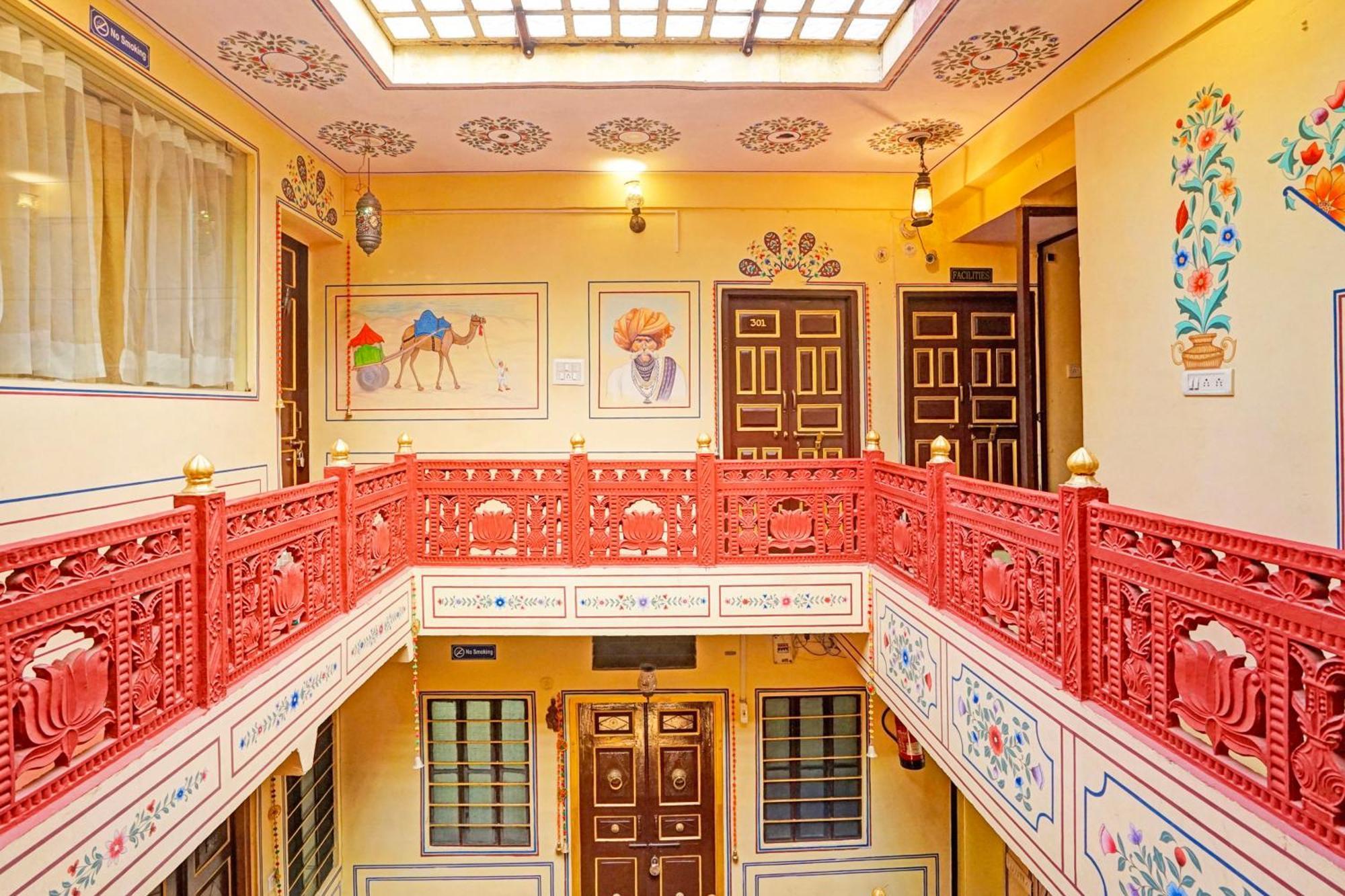 ホテル Super Collection O Ramganj Near Hawa Mahal ジャイプール エクステリア 写真