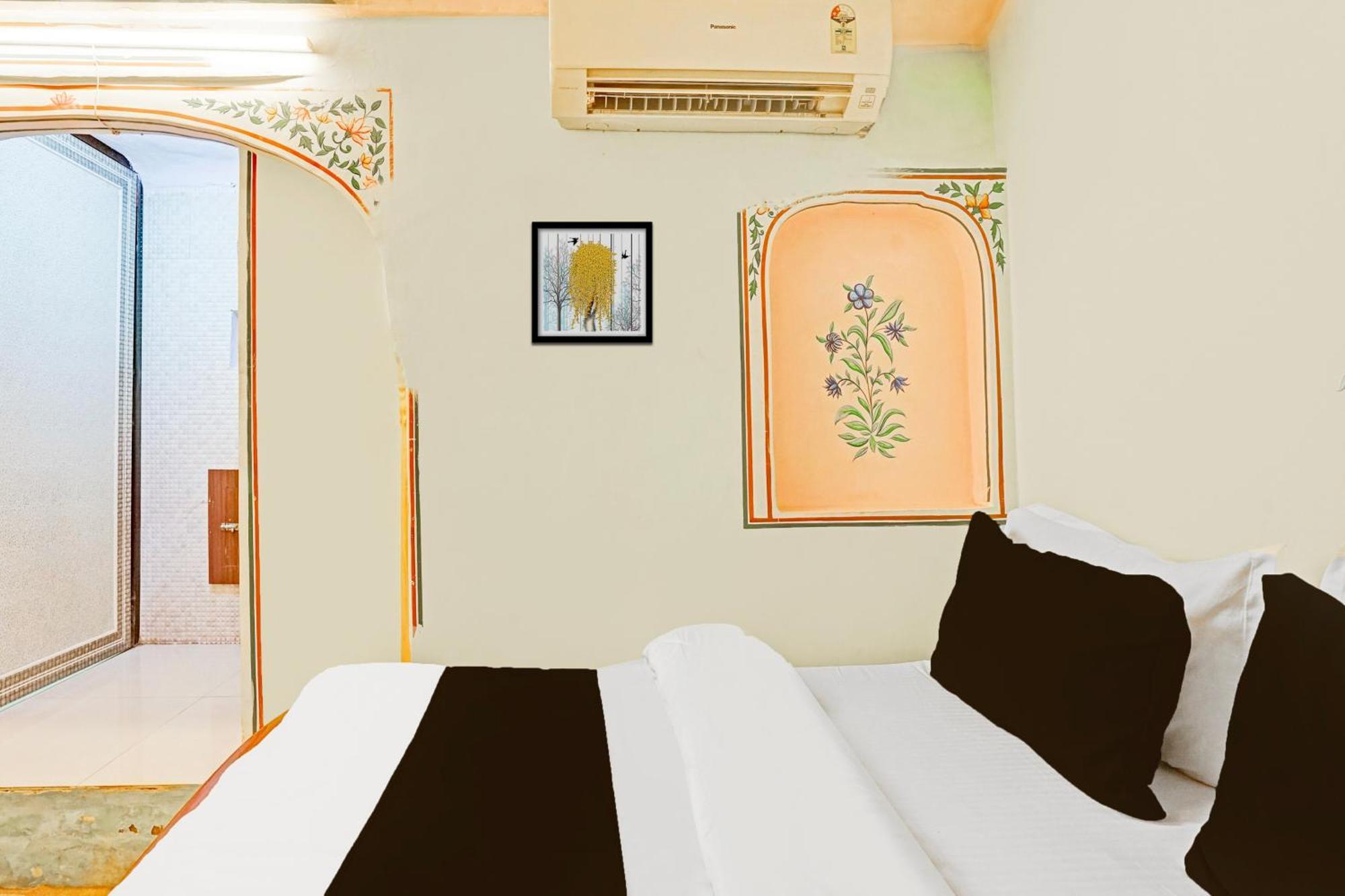 ホテル Super Collection O Ramganj Near Hawa Mahal ジャイプール エクステリア 写真