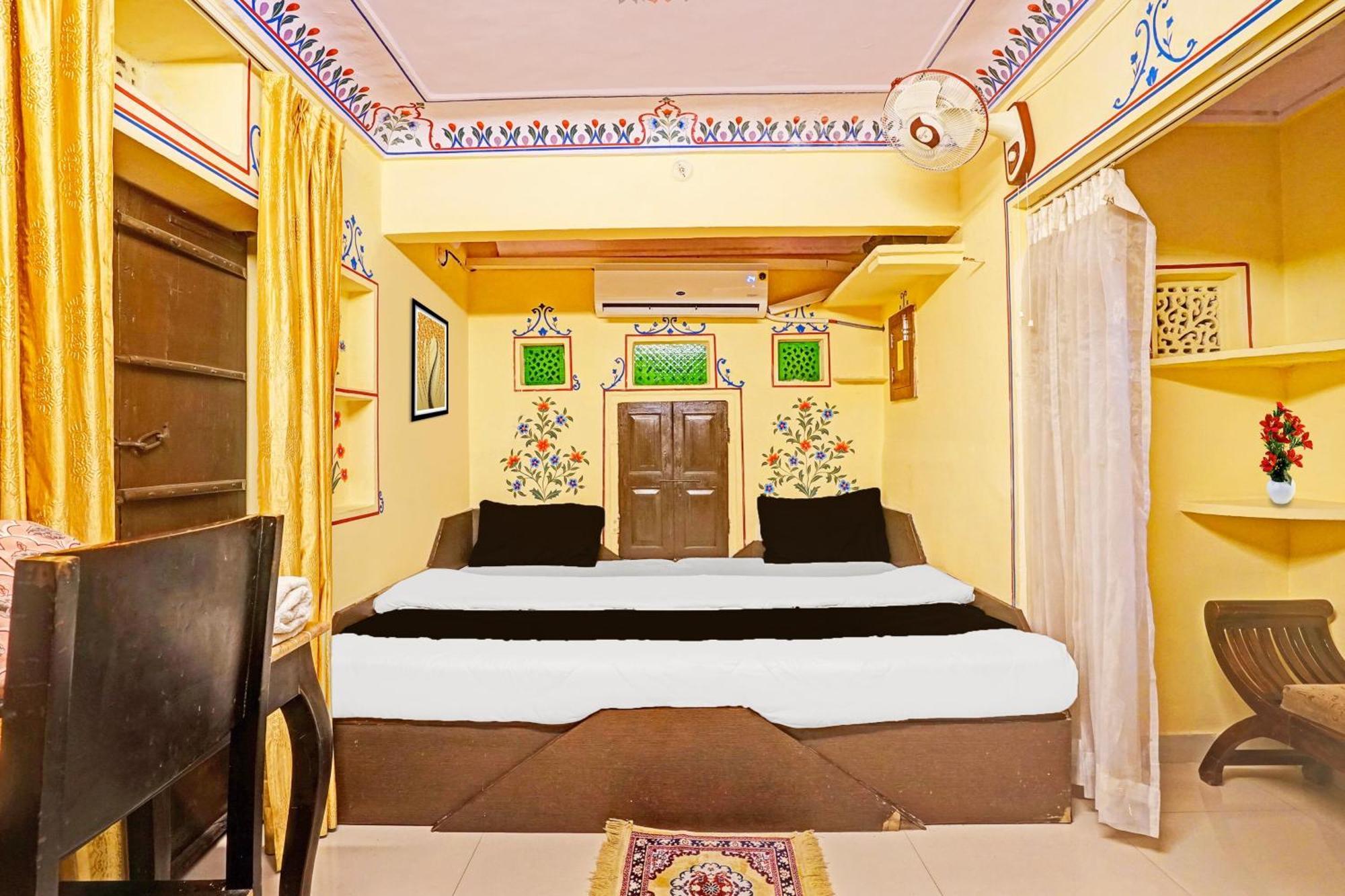 ホテル Super Collection O Ramganj Near Hawa Mahal ジャイプール エクステリア 写真