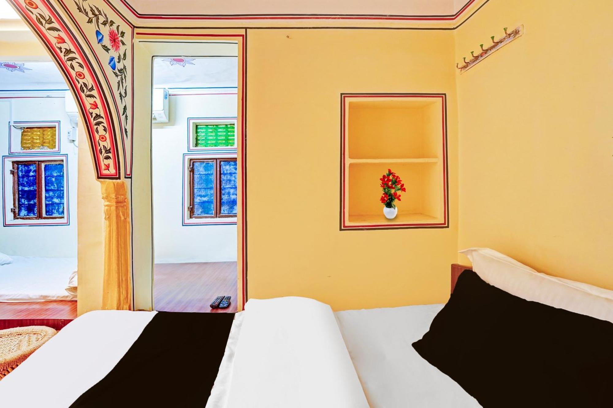 ホテル Super Collection O Ramganj Near Hawa Mahal ジャイプール エクステリア 写真