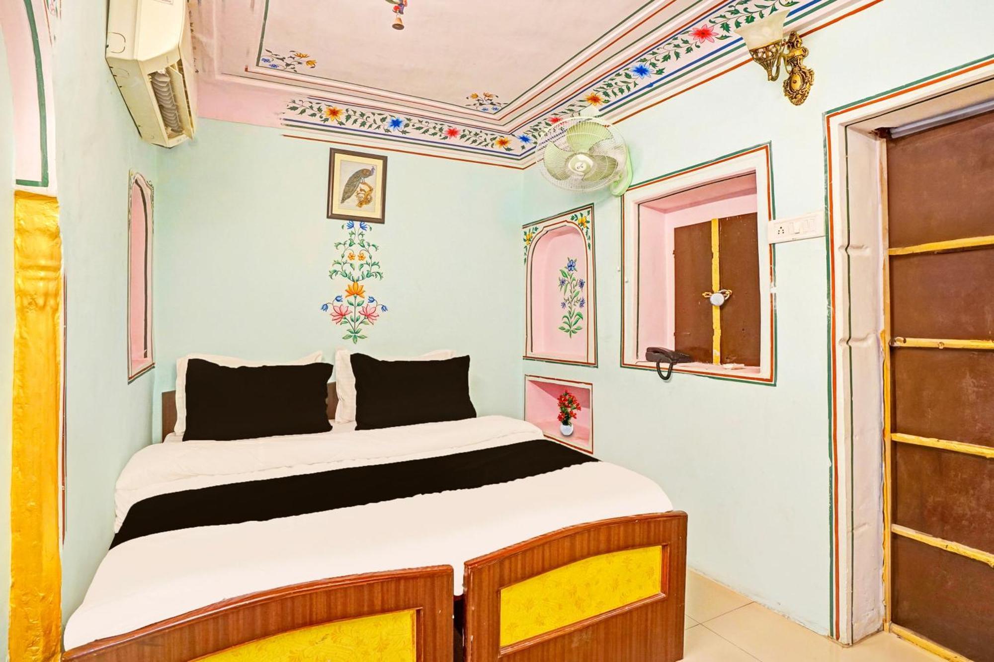 ホテル Super Collection O Ramganj Near Hawa Mahal ジャイプール エクステリア 写真